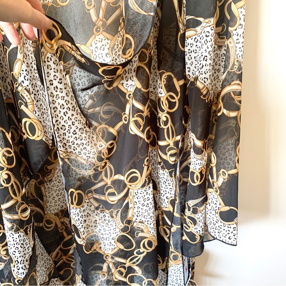 Black and Gold Chain Pattern Beach Cover Up Sz M-L - Picture 7 of 10